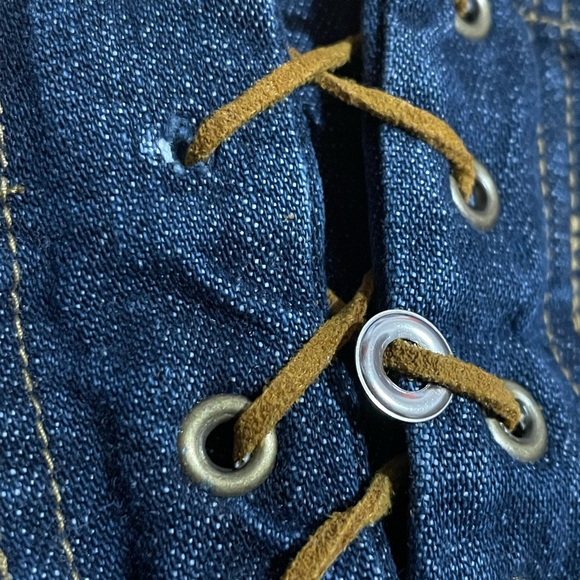 Vintage denim mini skirt! - Picture 5 of 5